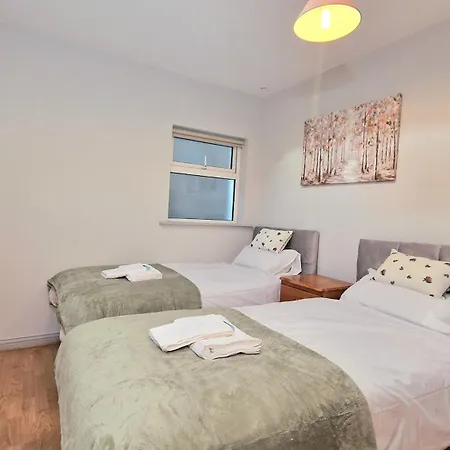 4 Bedroom Townhouse Apartmán *