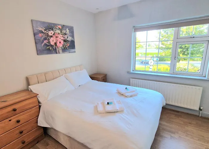 4 Bedroom Townhouse Apartament *