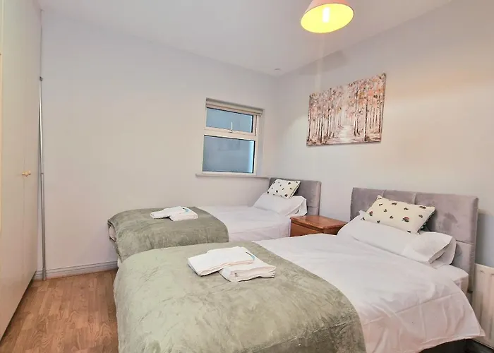 4 Bedroom Townhouse Апартаменты *